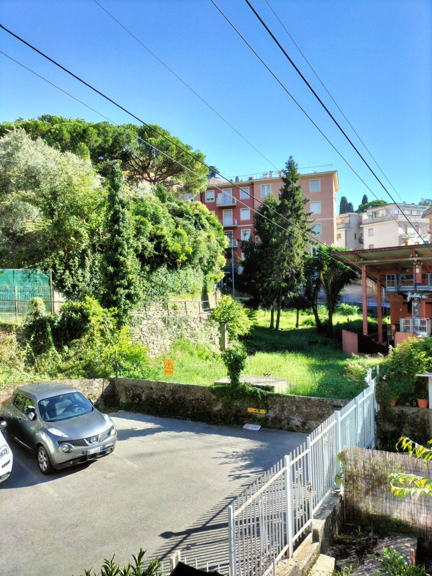 Luminoso bilocale con balcone a Rapallo