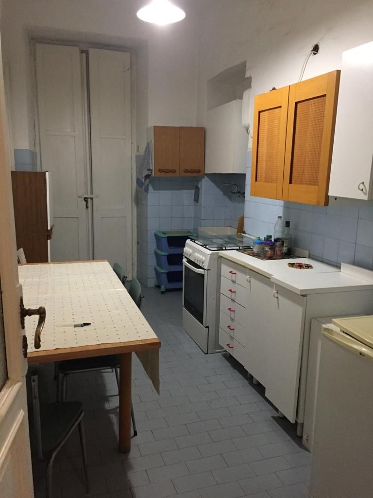 Appartamento Arredato con 3 Camere a Torino