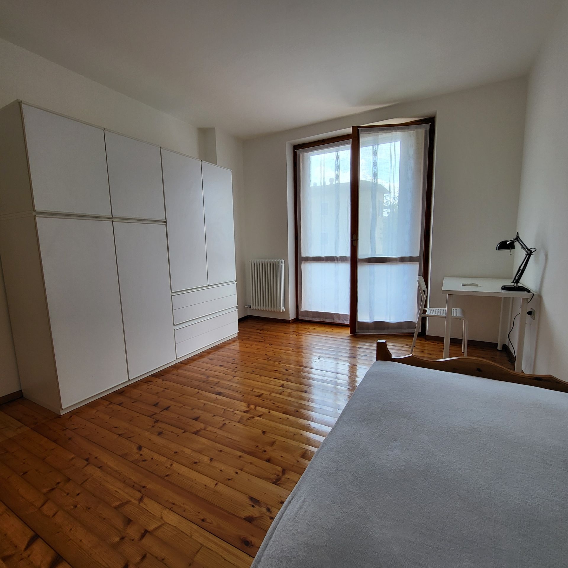 Ampia camera matrimoniale uso singola con grande terrazzo esclusivo