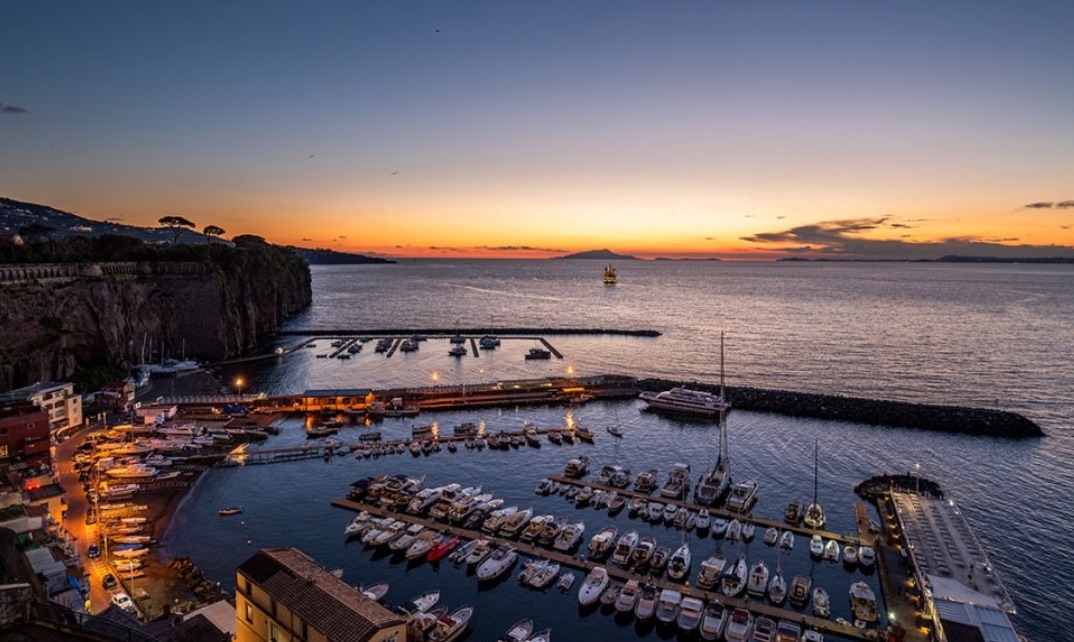 Elegante appartamento con balcone a Piano di Sorrento
