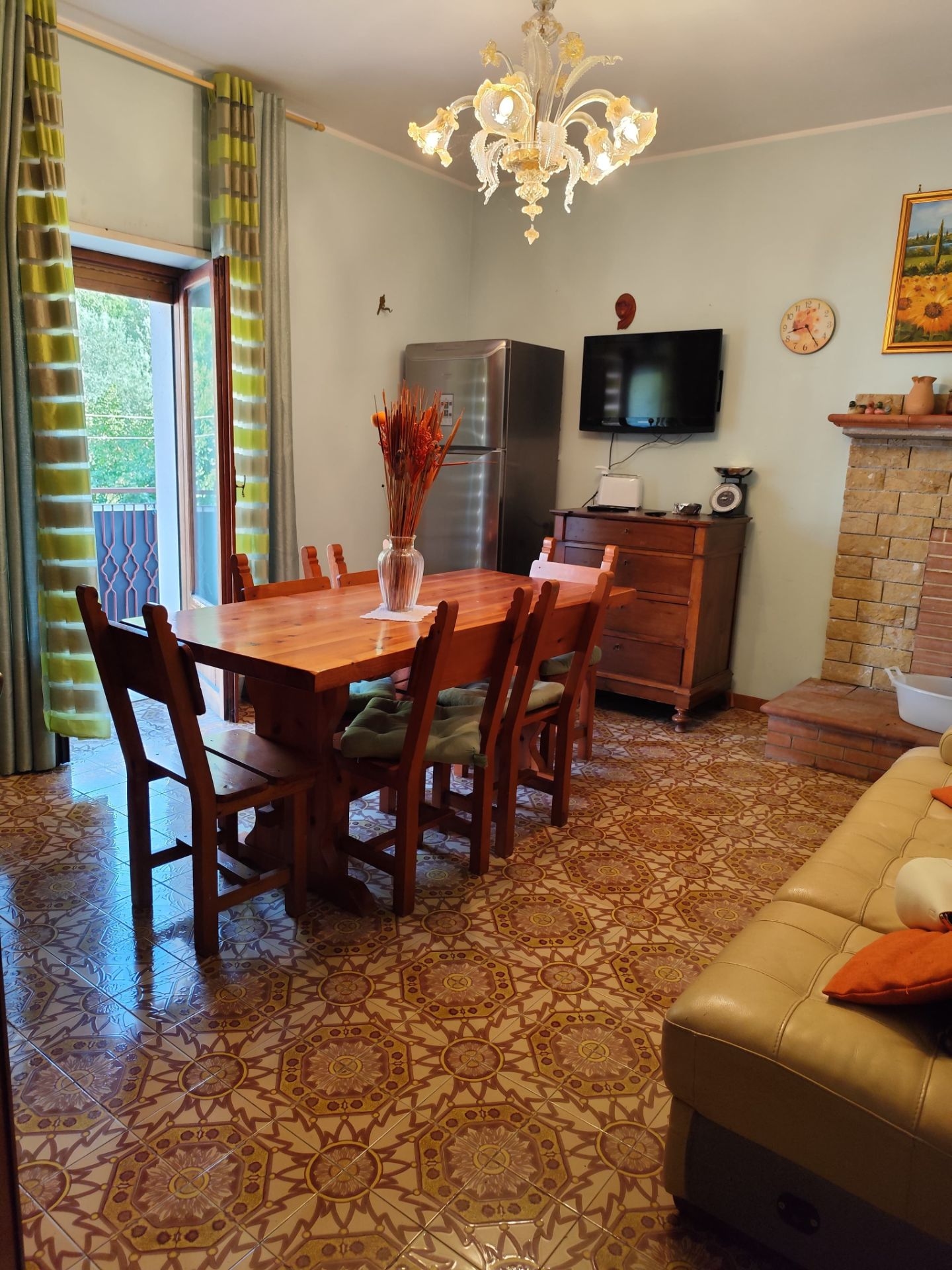 Casa indipendente con terrazza e giardino