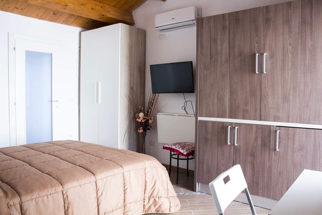 Monolocale pratico e luminoso a Cartoceto