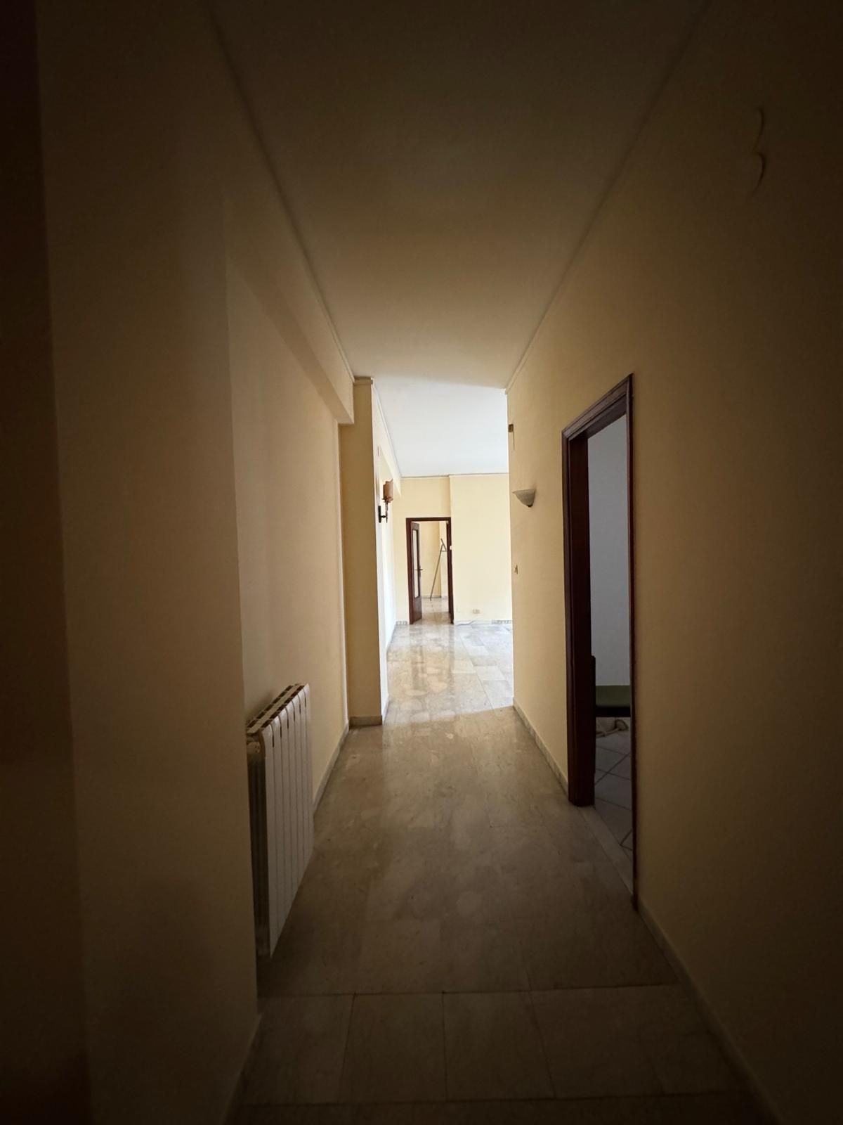 Luminoso bilocale con balcone vicino al lungomare