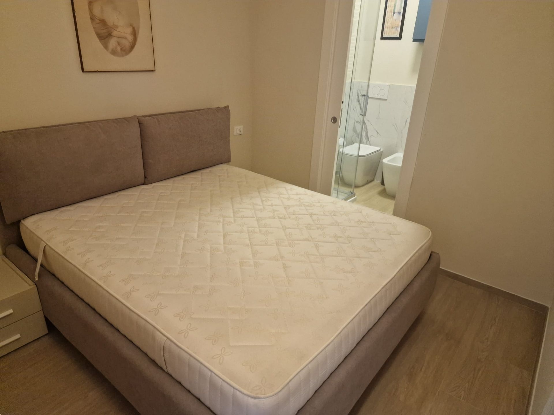 Singola con bagno privato e tende oscuranti