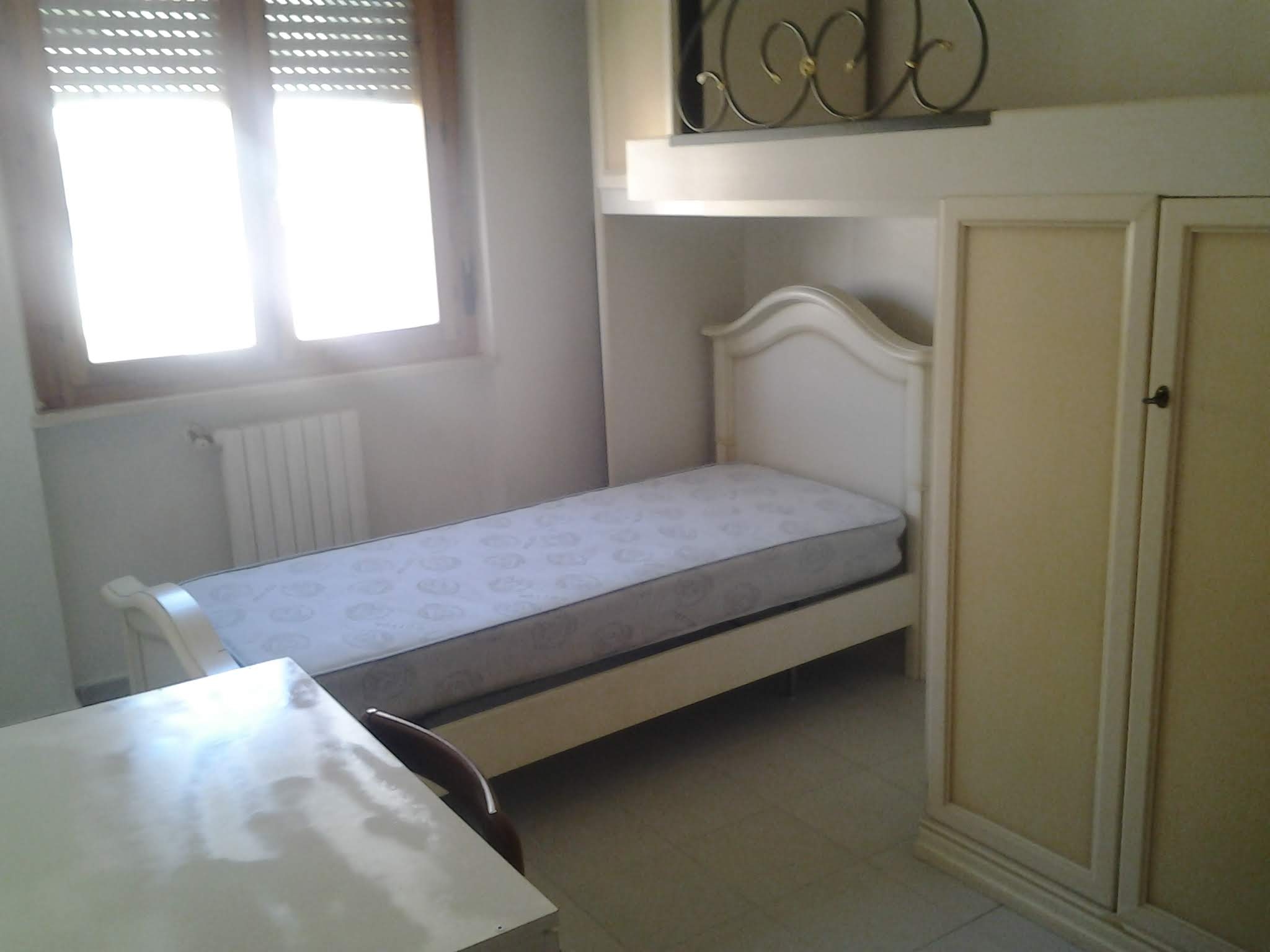 Singola con balcone: tranquilla e luminosa