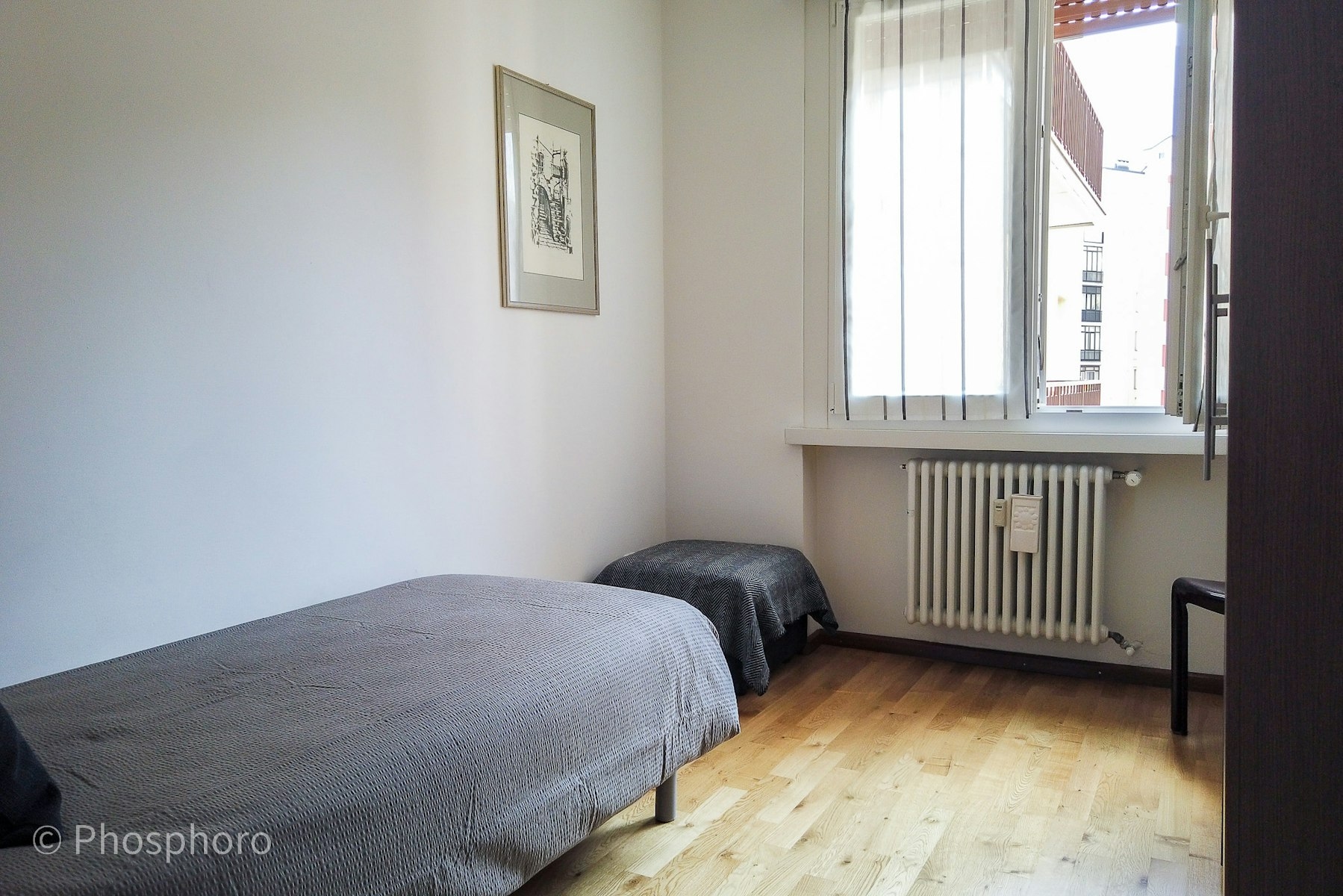 Singola con 2 ambienti: zona notta e zona studio