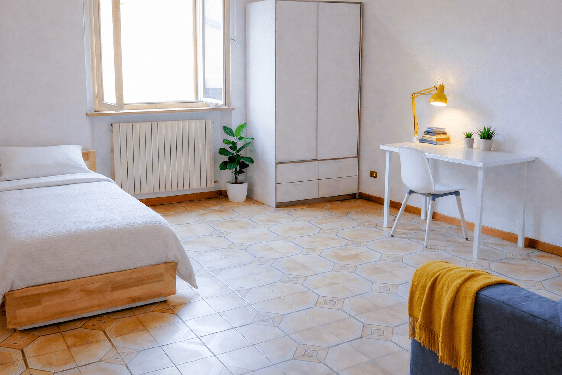 Singola in Ampio Appartamento a Pochi Passi dall'Università