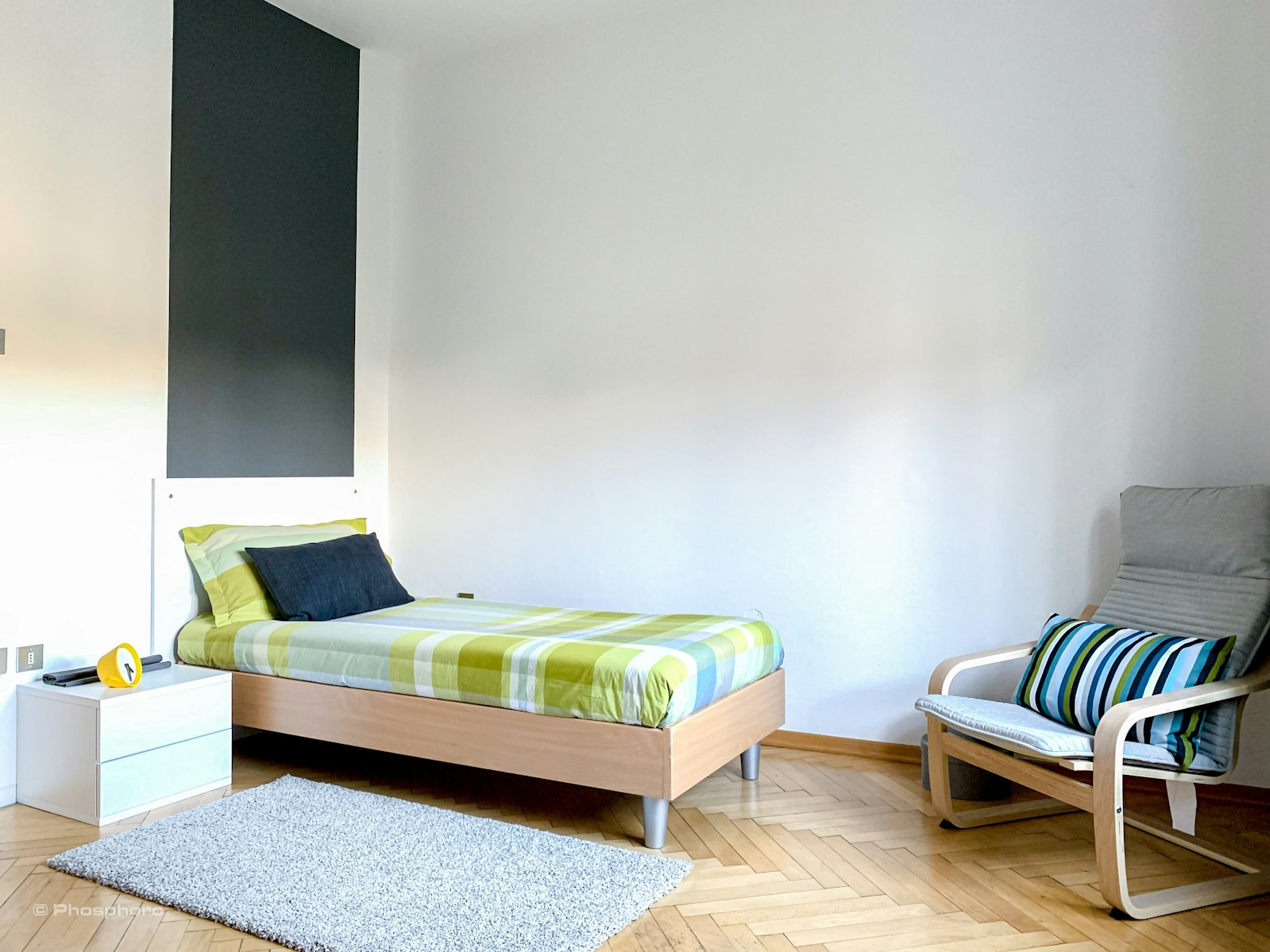 Graziosa singola vicinissima alle facoltà